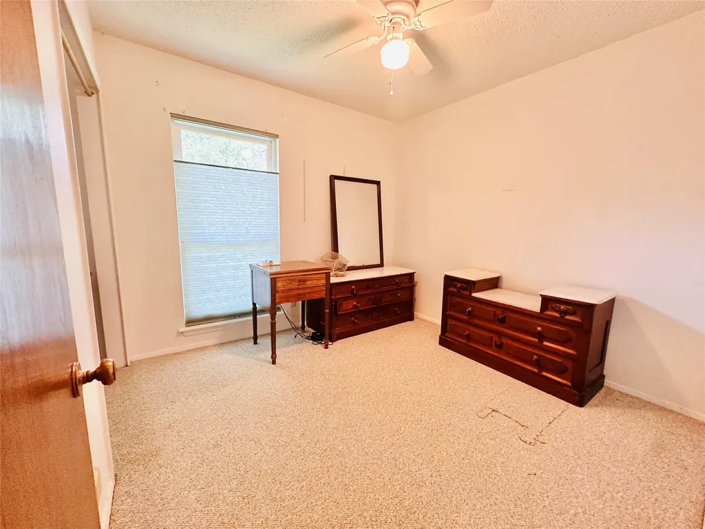 1704 Parkside Lane Austin TX 78745