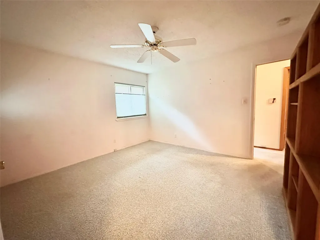 1704 Parkside Lane Austin TX 78745