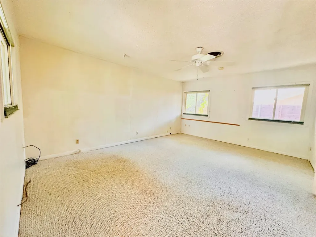 1704 Parkside Lane Austin TX 78745