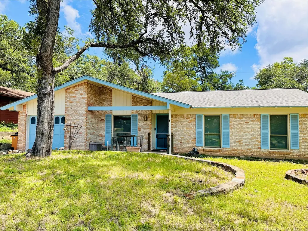 1704 Parkside Lane Austin TX 78745