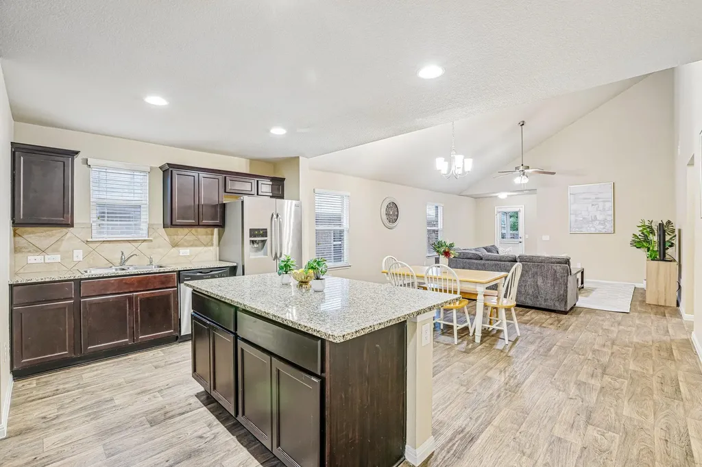 10604 Menominee Falls Lane Austin TX 78754