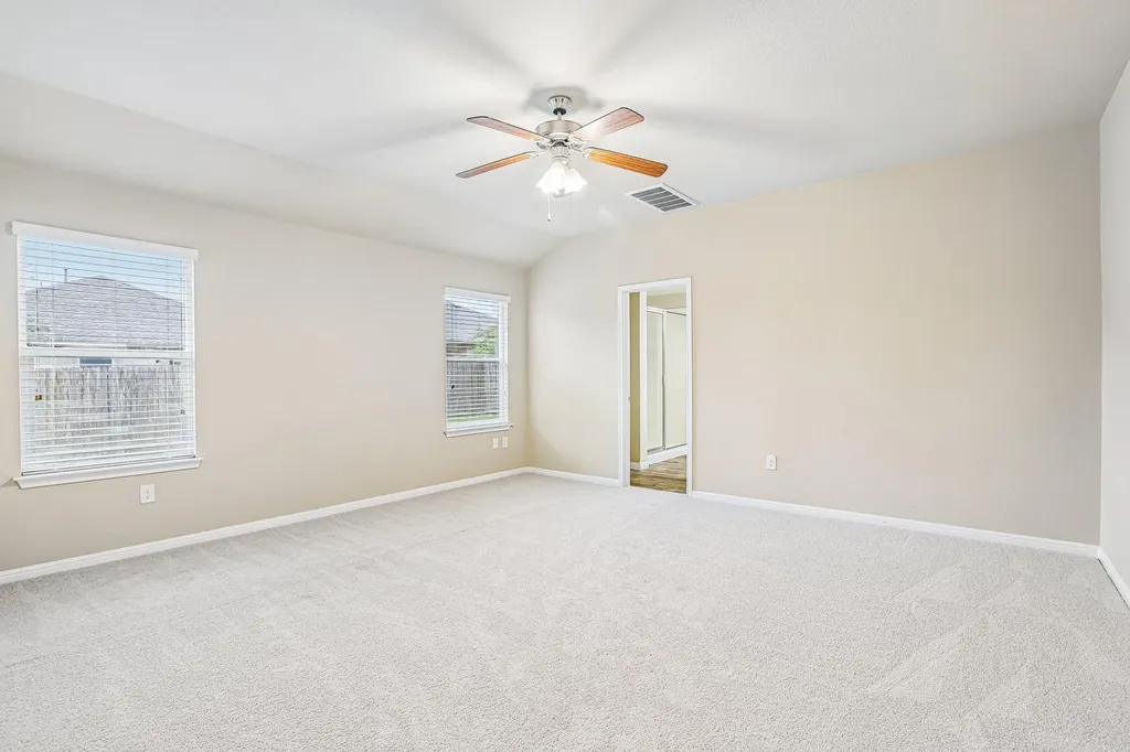 10604 Menominee Falls Lane Austin TX 78754