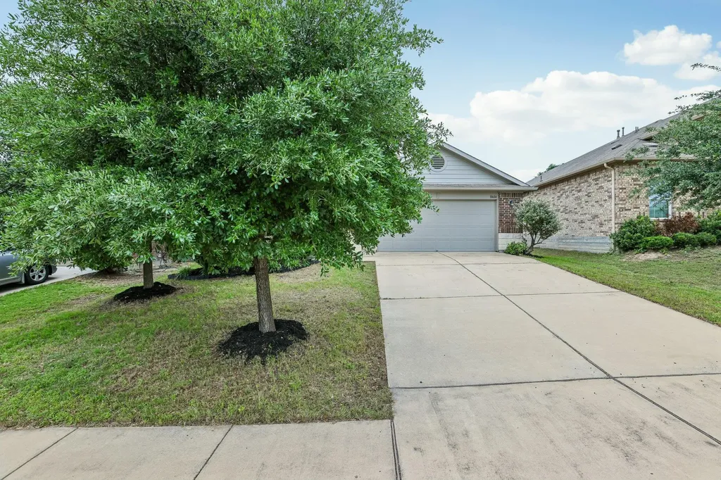 10604 Menominee Falls Lane Austin TX 78754