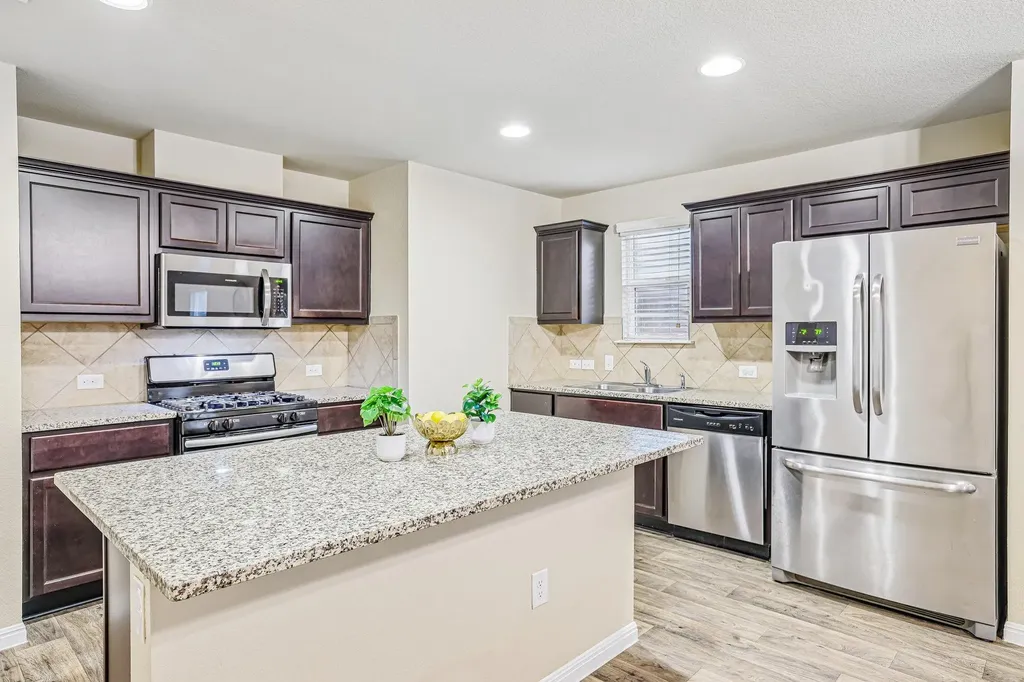 10604 Menominee Falls Lane Austin TX 78754