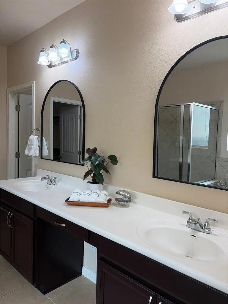 1008 Fred Couples Court Round Rock TX 78664