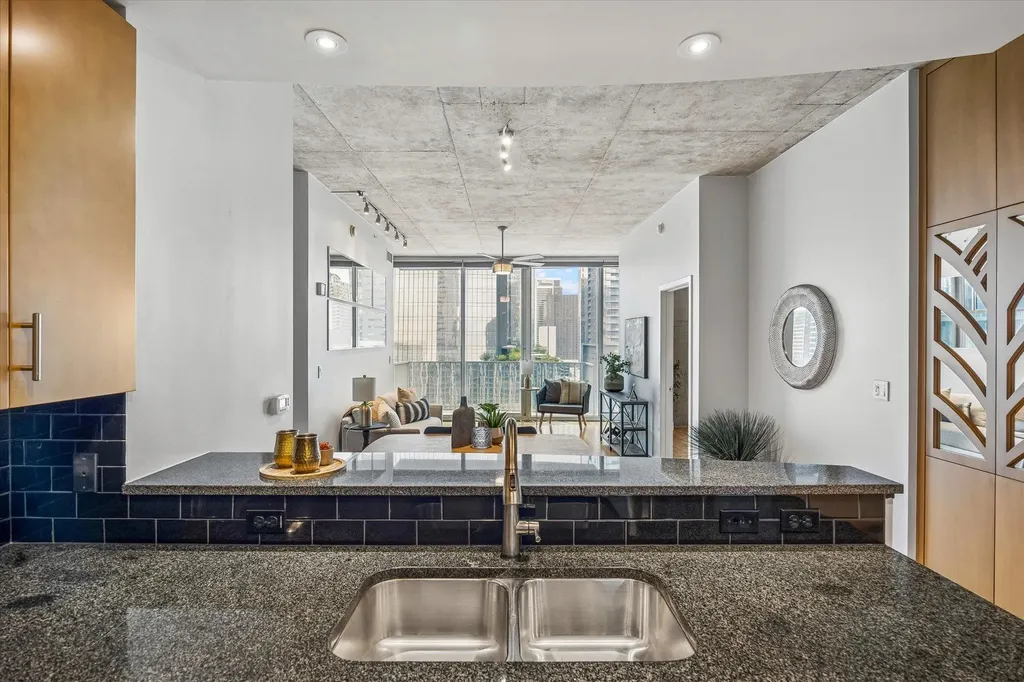 360 Nueces Street Austin TX 78701