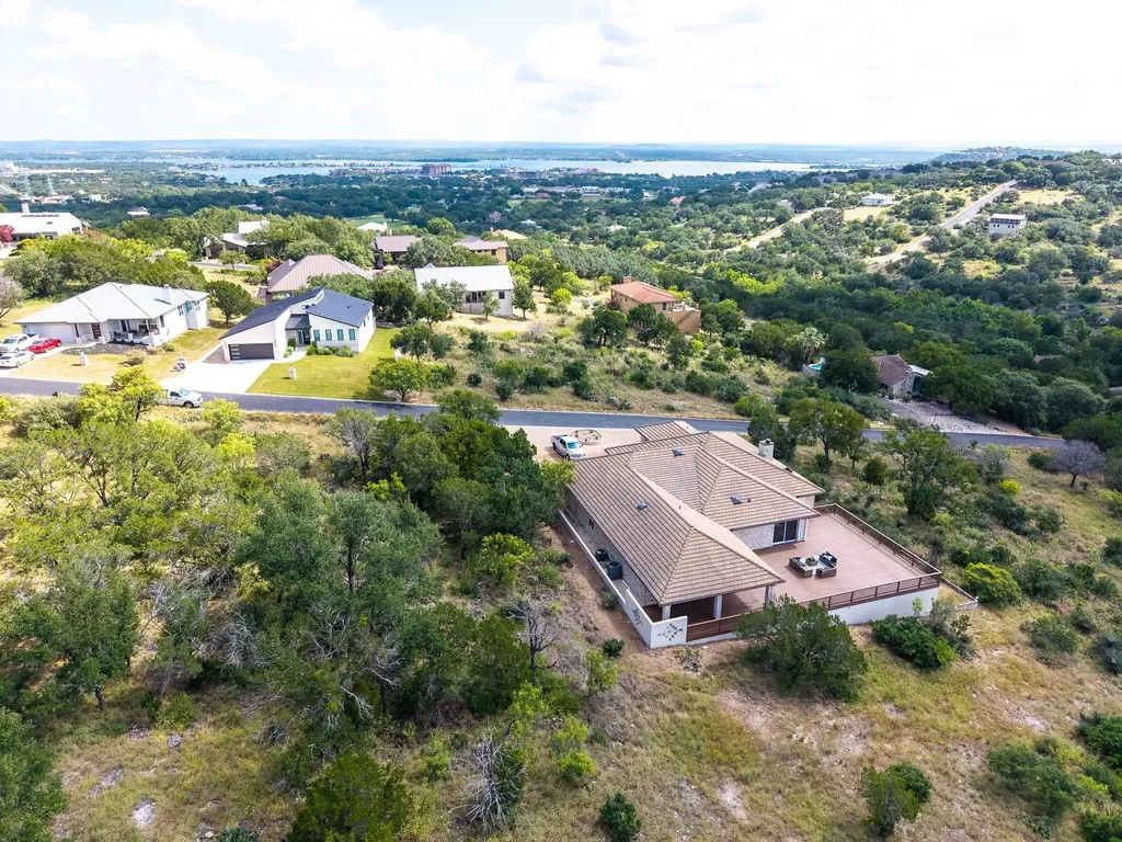 715 Fawn Horseshoe Bay TX 78657