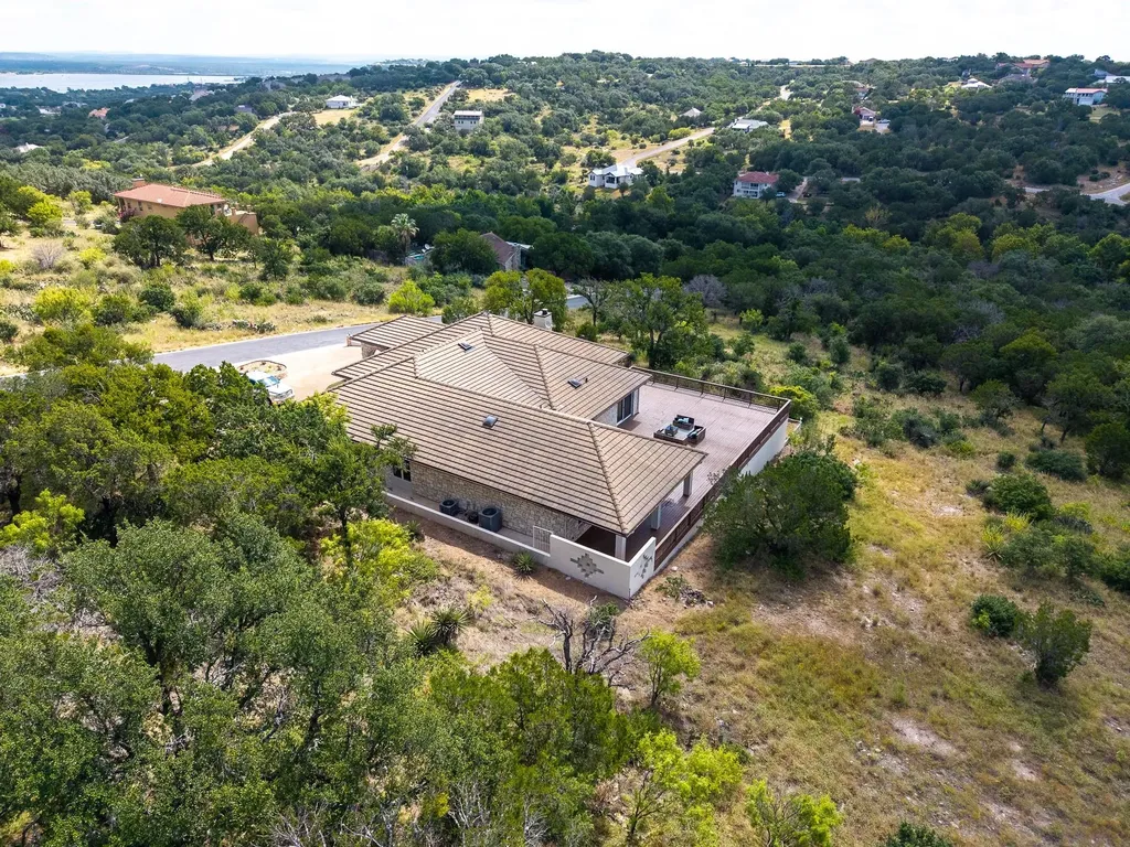 715 Fawn Horseshoe Bay TX 78657