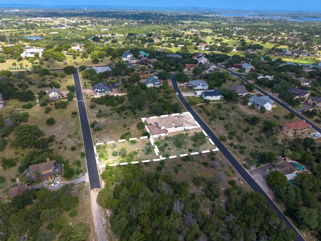 715 Fawn Horseshoe Bay TX 78657