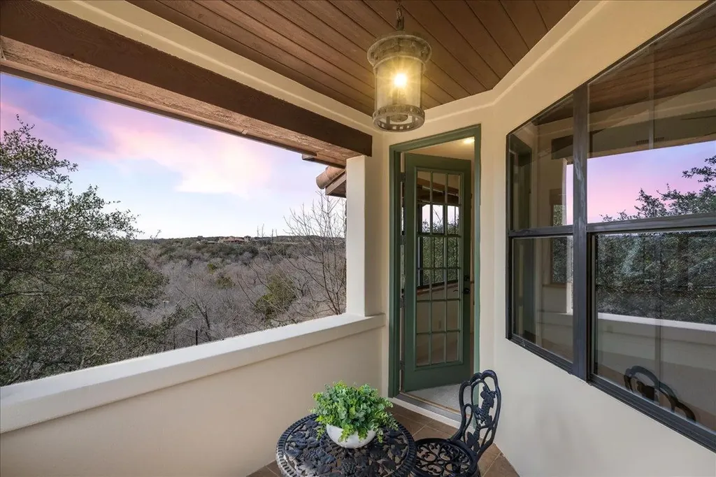 2808 & 2804 Fall Creek Estates Drive Spicewood TX 78669