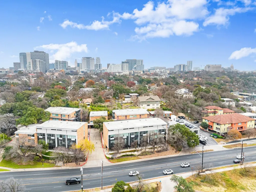 2205 N Lamar Boulevard Austin TX 78705