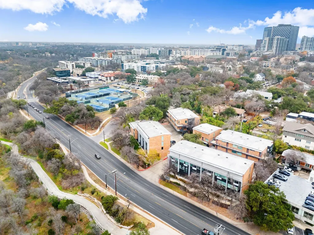 2205 N Lamar Boulevard Austin TX 78705