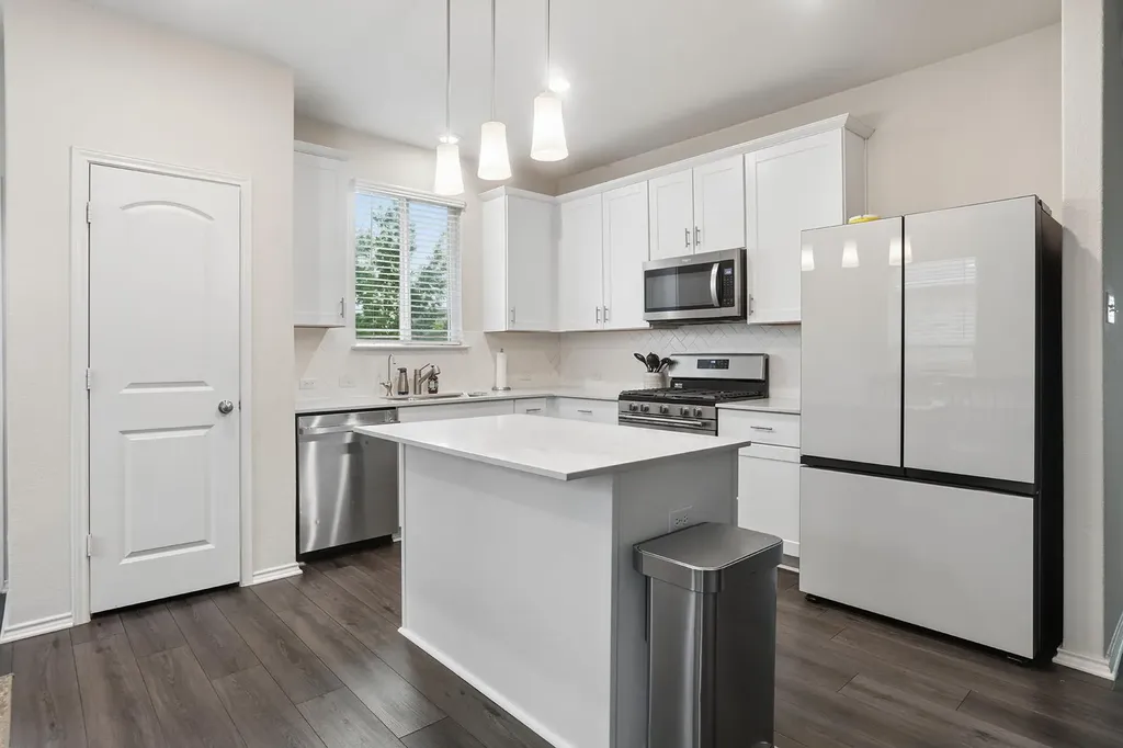 160 Sweetleaf Drive Buda TX 78610