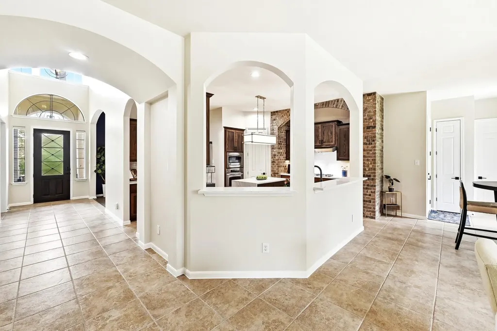 130 Granite Lane Austin TX 78737