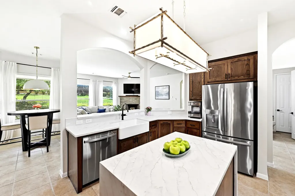 130 Granite Lane Austin TX 78737