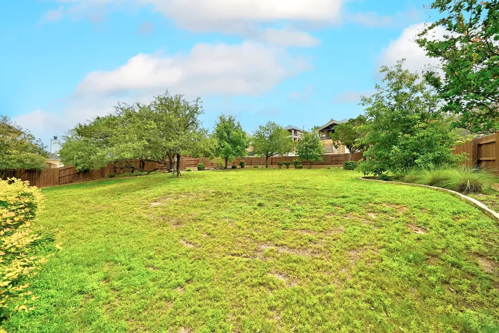 130 Granite Lane Austin TX 78737