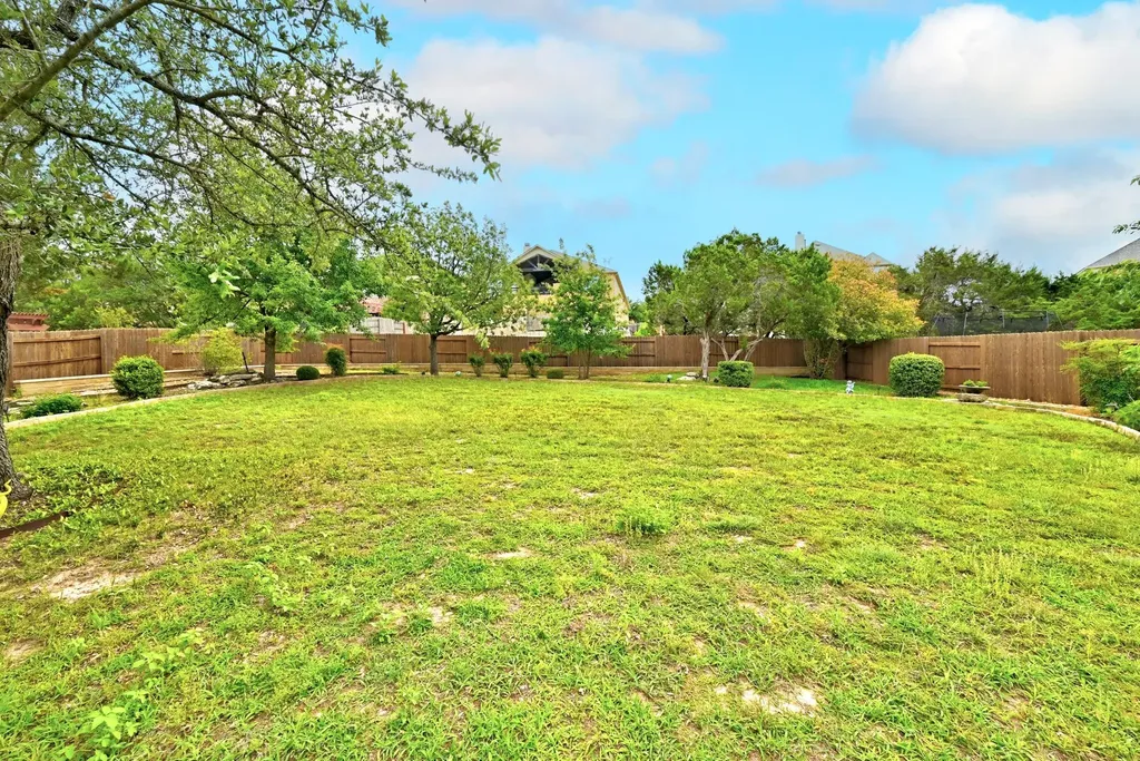 130 Granite Lane Austin TX 78737