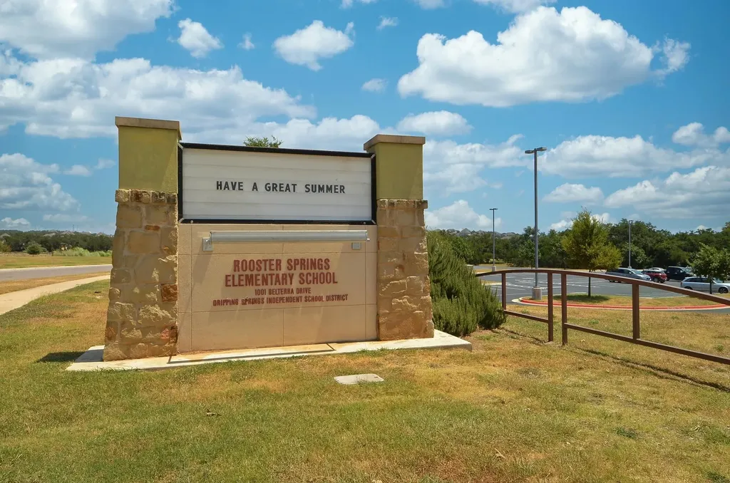 130 Granite Lane Austin TX 78737