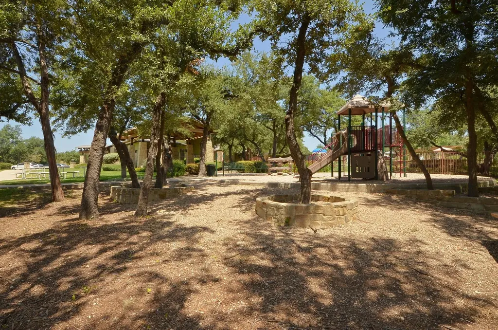130 Granite Lane Austin TX 78737