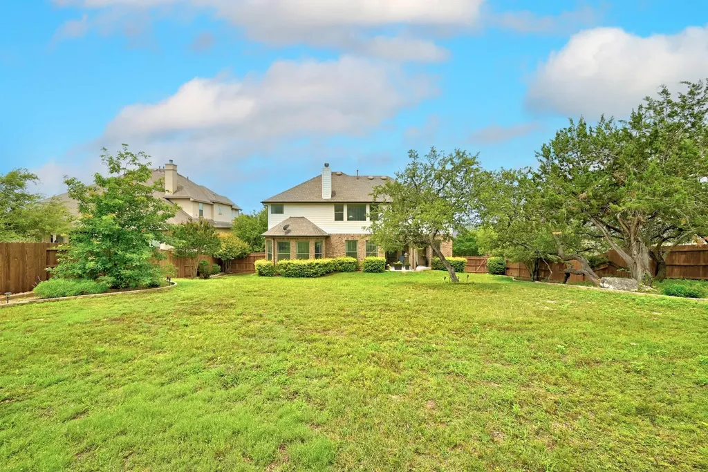 130 Granite Lane Austin TX 78737