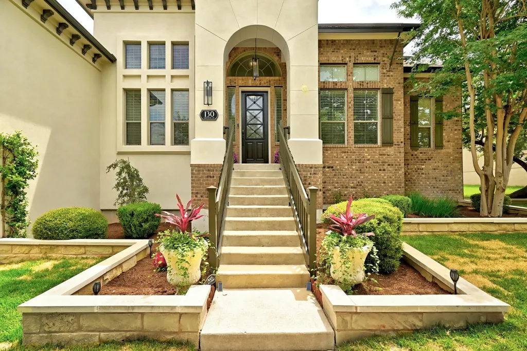 130 Granite Lane Austin TX 78737