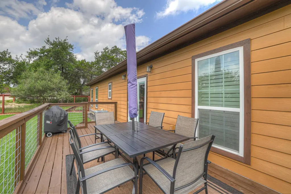 596 Riviera Drive Canyon Lake TX 78133