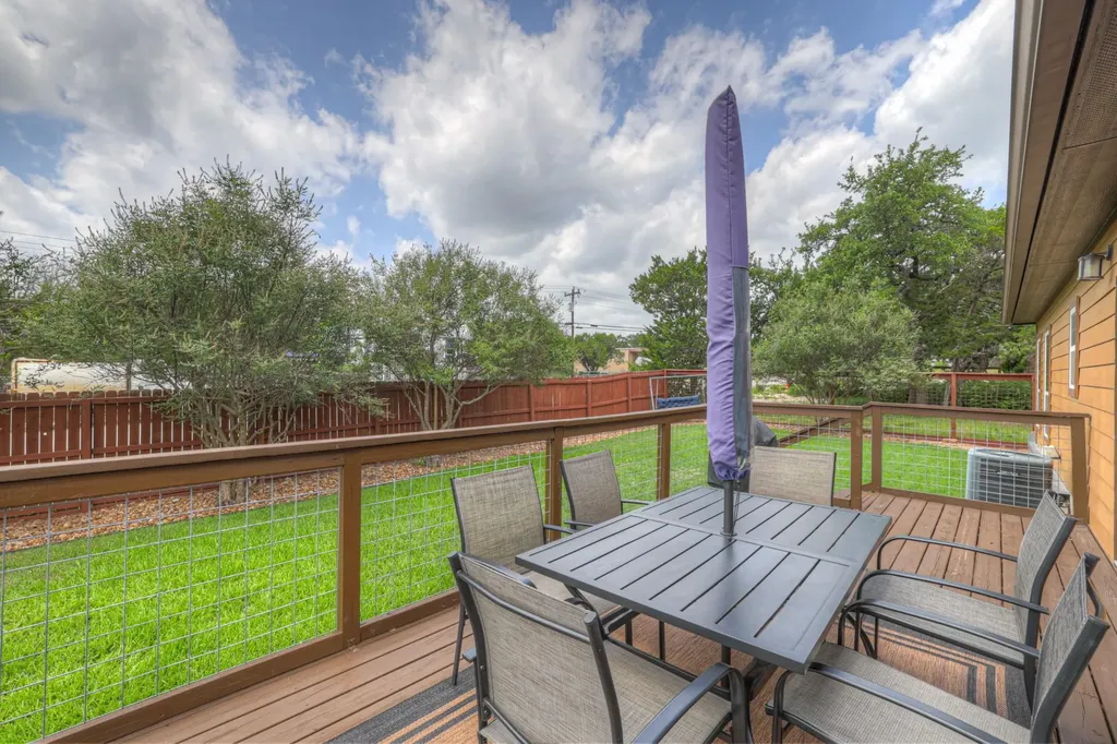 596 Riviera Drive Canyon Lake TX 78133