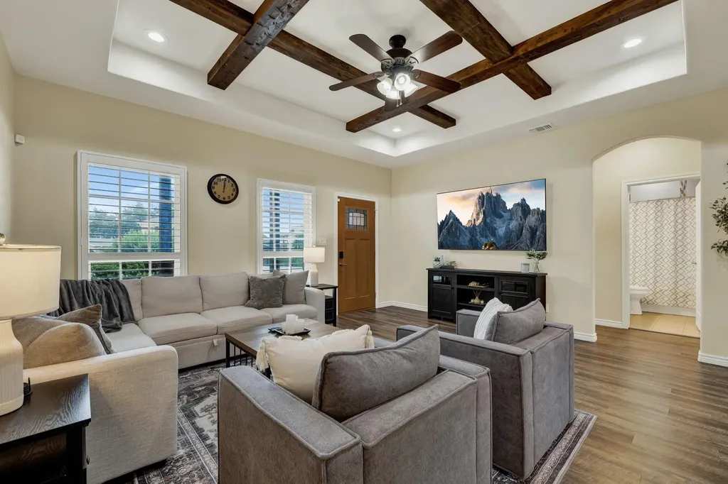596 Riviera Drive Canyon Lake TX 78133