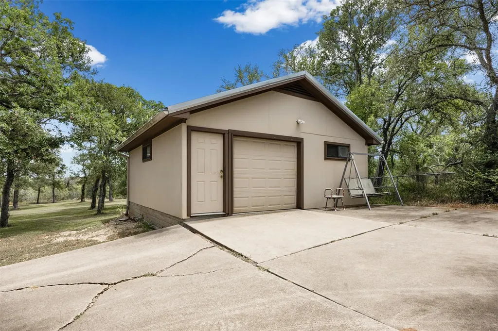 153 Saldana Drive Cedar Creek TX 78612