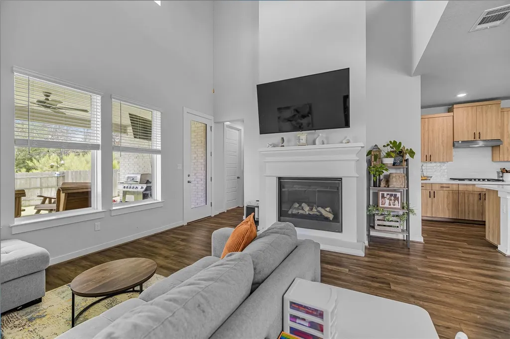 105 Salado Creek Trail Bastrop TX 78602
