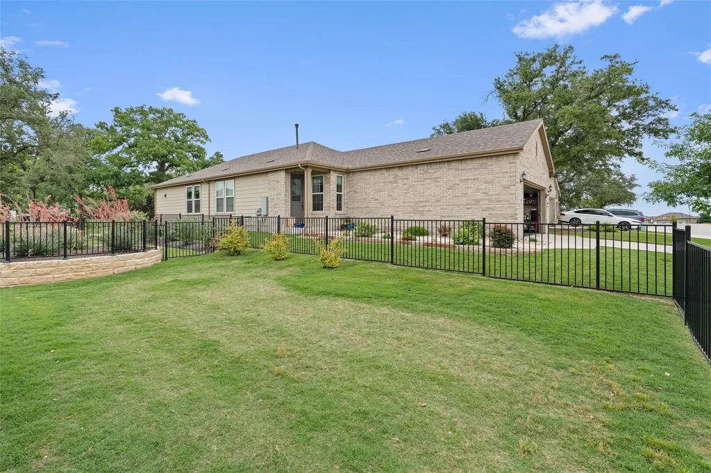 121 Winterhorse Cove Georgetown TX 78633
