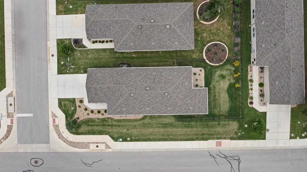 121 Winterhorse Cove Georgetown TX 78633