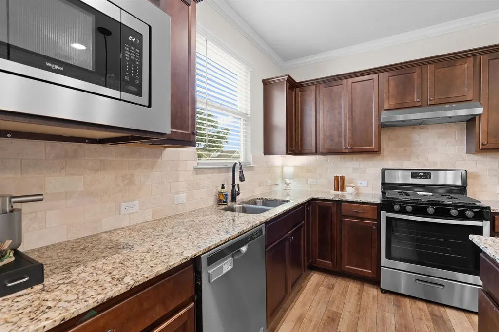 121 Winterhorse Cove Georgetown TX 78633