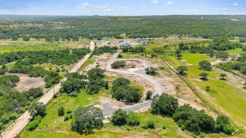 711 N Paleface Ranch Road Spicewood TX 78669