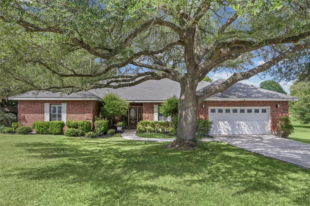 2000 Spinel Road Pflugerville TX 78660