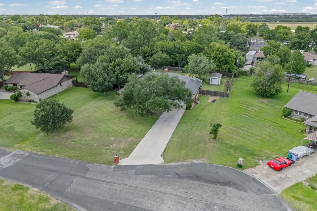 2000 Spinel Road Pflugerville TX 78660