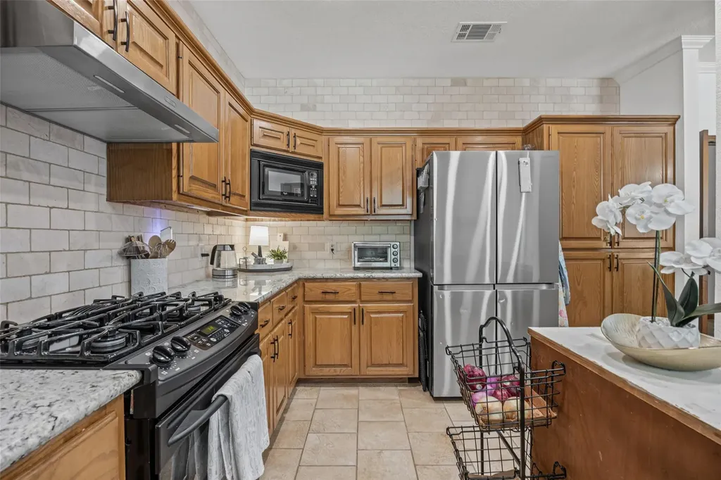 2000 Spinel Road Pflugerville TX 78660