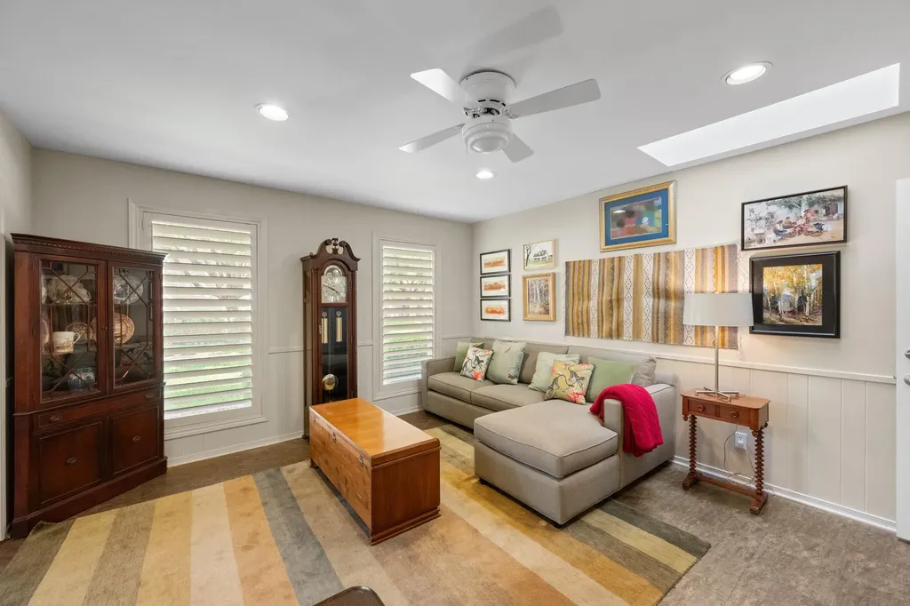 8107 Middle Court Austin TX 78759