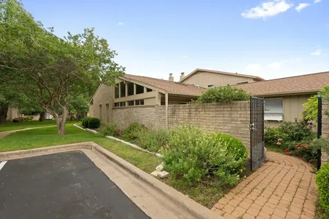 8107 Middle Court Austin TX 78759