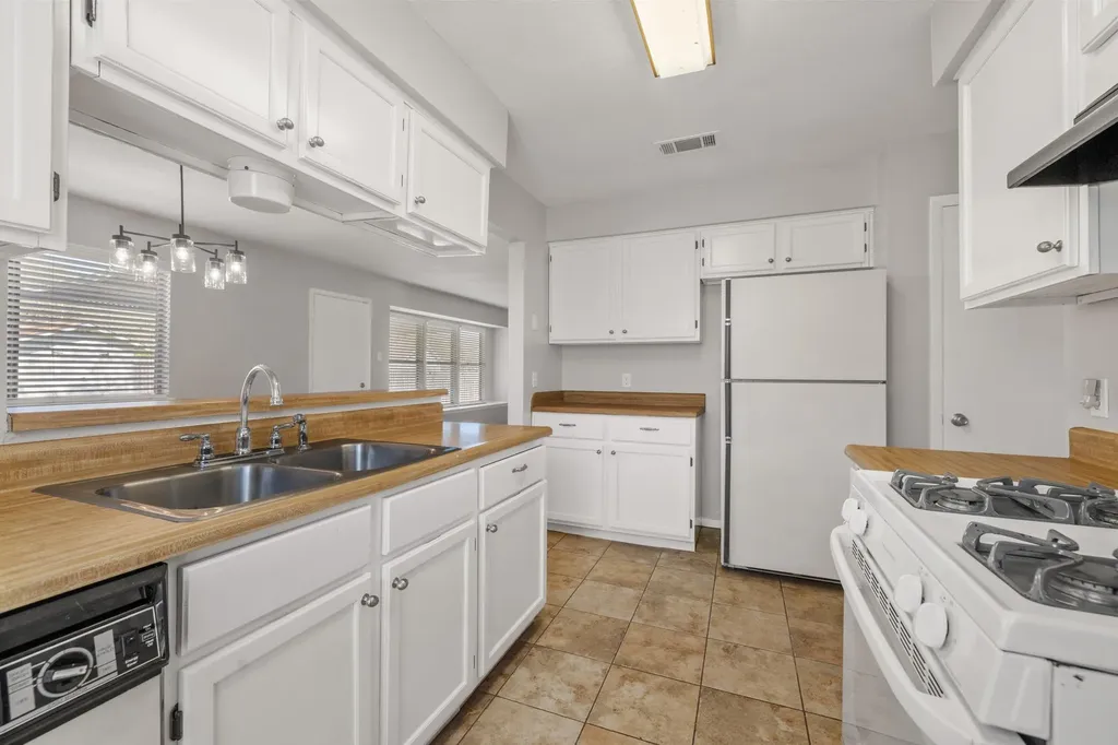 1101 Huntridge Drive Austin TX 78758