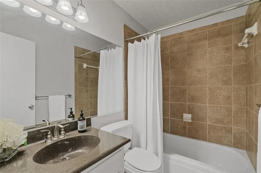 2425 Ashdale Drive Austin TX 78757