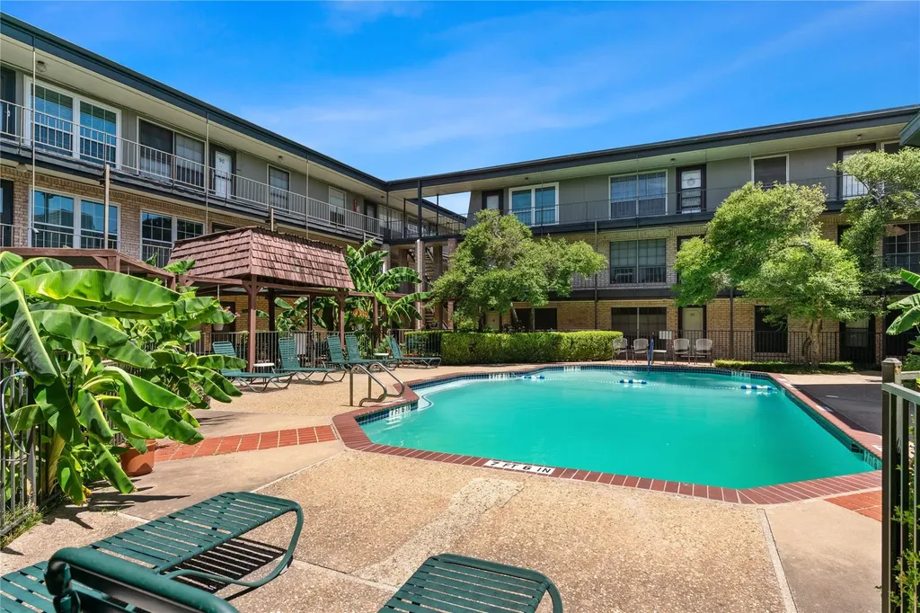 2425 Ashdale Drive Austin TX 78757