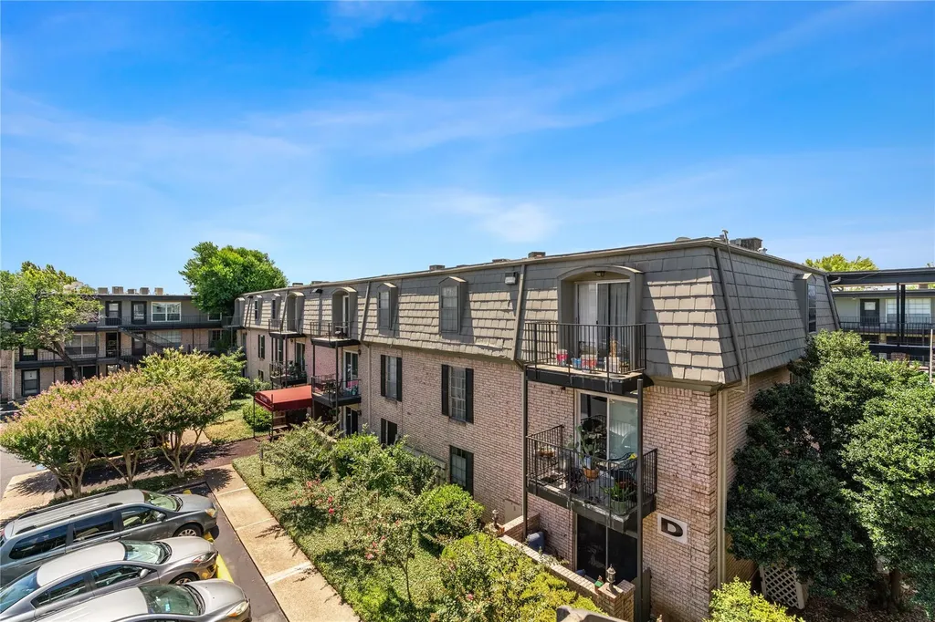 2425 Ashdale Drive Austin TX 78757