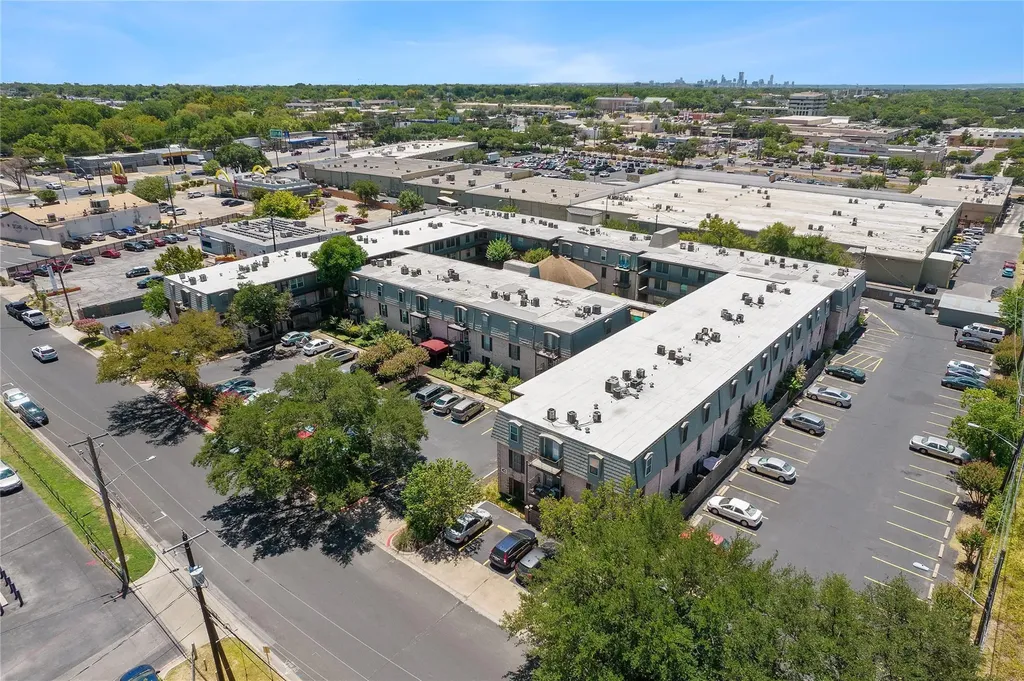 2425 Ashdale Drive Austin TX 78757
