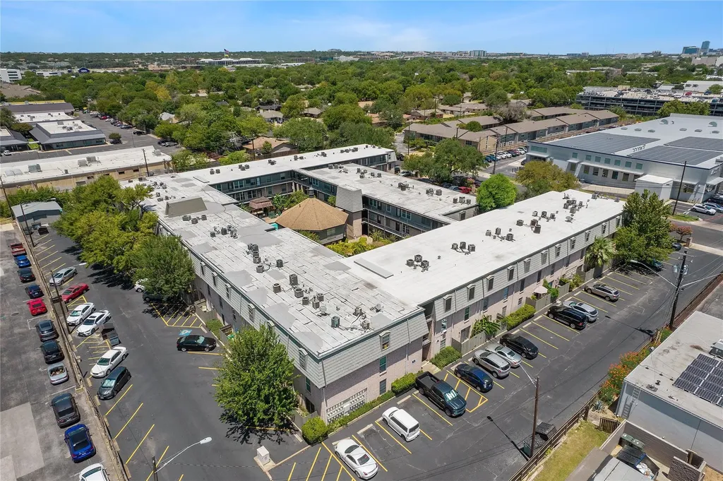 2425 Ashdale Drive Austin TX 78757