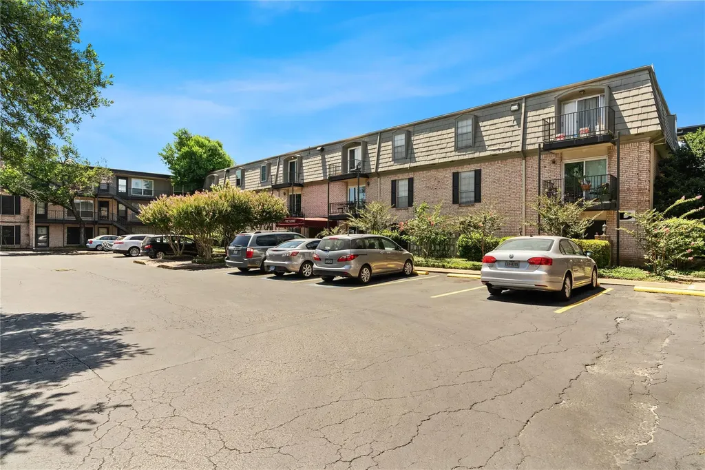 2425 Ashdale Drive Austin TX 78757