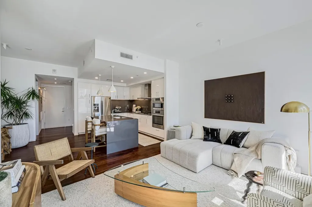301 West Avenue Austin TX 78701
