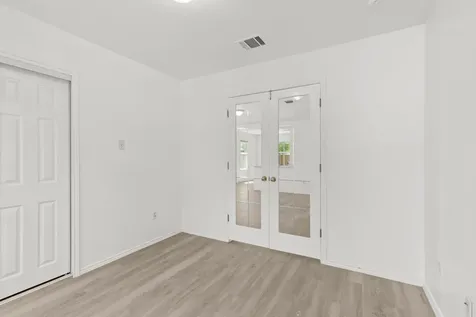112 James Lin Circle Kyle TX 78640