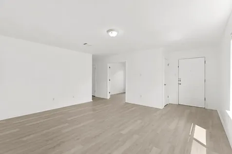 112 James Lin Circle Kyle TX 78640