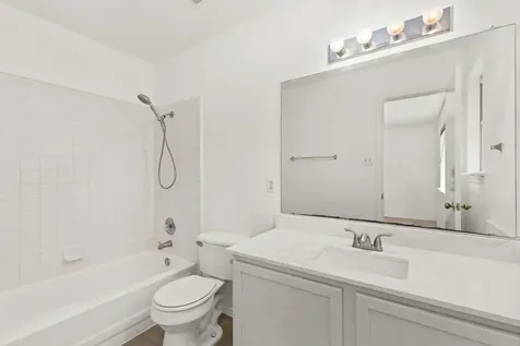 112 James Lin Circle Kyle TX 78640